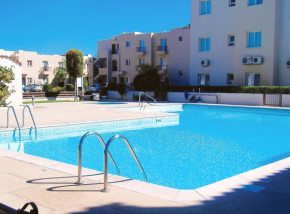 2 bedrooms appartement with shared pool and wifi at Mandria 1 km away from the beach